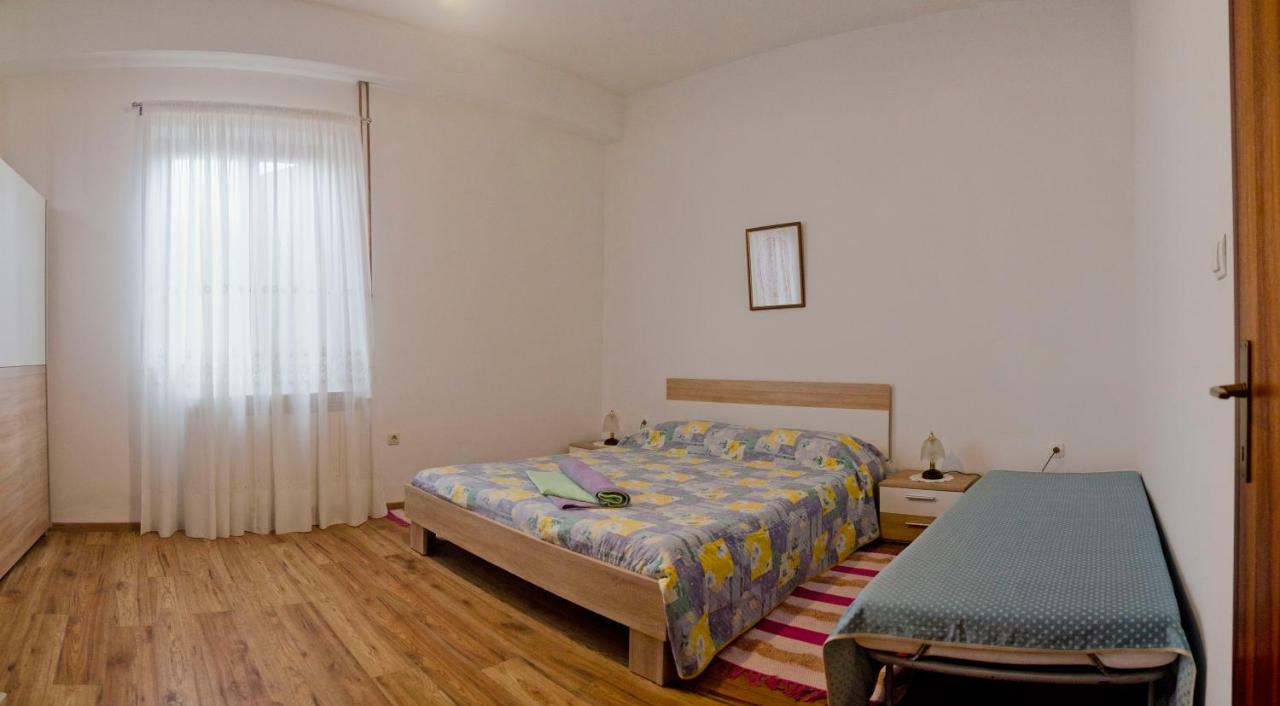 Apartman Aurora Porec Exterior photo